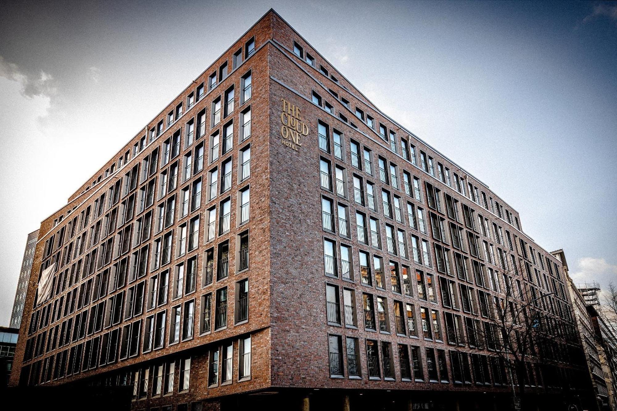 The Cloud One Hamburg-Kontorhaus Hotel Exterior photo